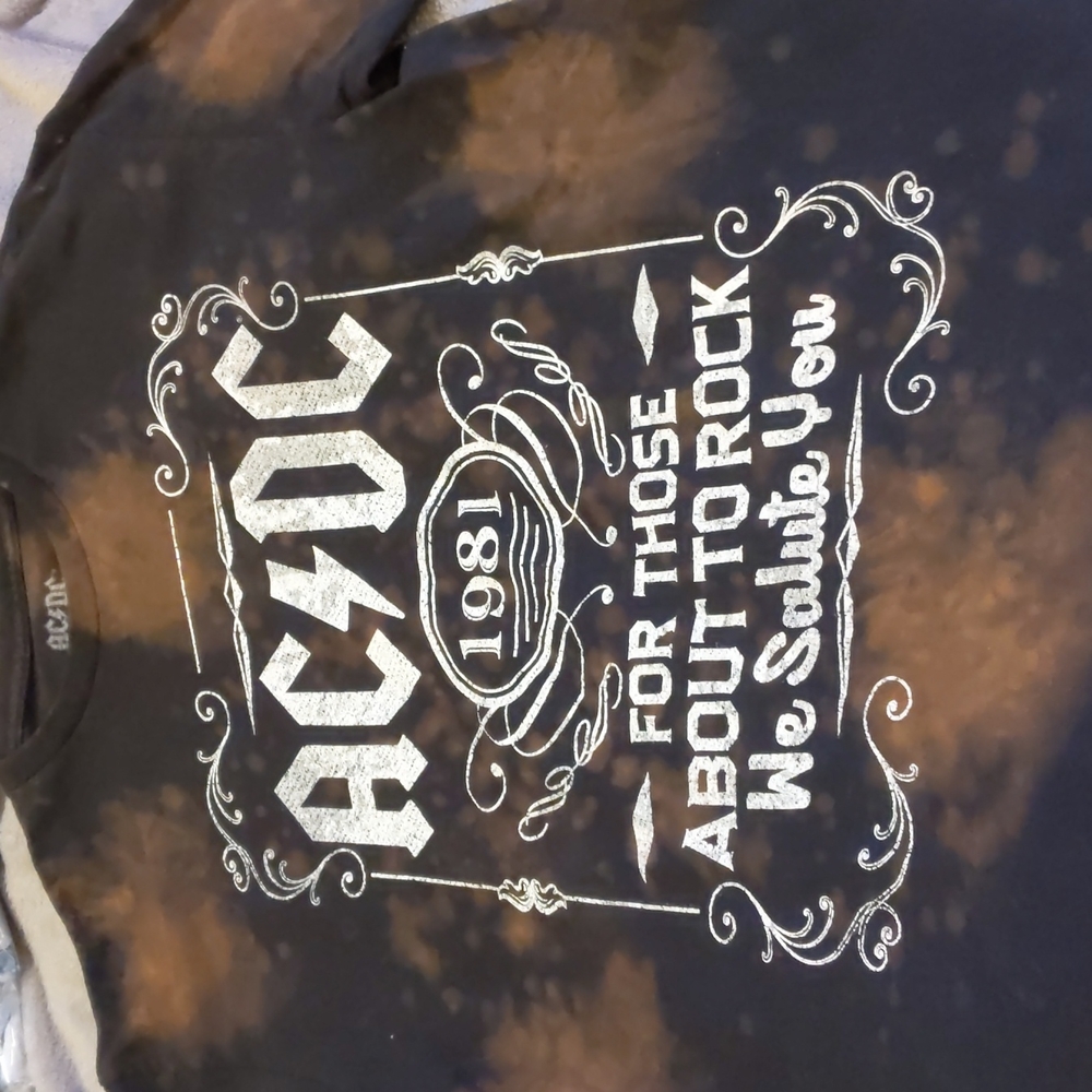 ACDC Tshirt bleached size L